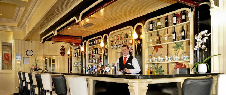 Flannery`s Hotel Bar